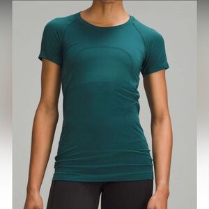 NWT LULULEMON Swiftly Tech Short Sleeve Shirt 2.0 Hip Length Storm Teal